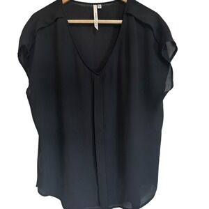 Bellatrix Black Blouse V-Neck Short Sleeve Flowy‎ Top Made in USA Medium
